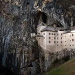 Predjama slott